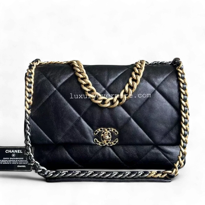 Chanel Chain Strap Handbag for Everyday UseChanel 19 Bag Maxi - C19 Quilted Goatskin Black 19Bag Two-tone Golden Hardware Series 29