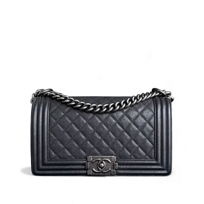 Chanel bags with iconic stitching detailsChanel Boy Medium - Caviar 25CM Quilted Iridescent Grey Gray Ruthenium Silver Hardware Series 26