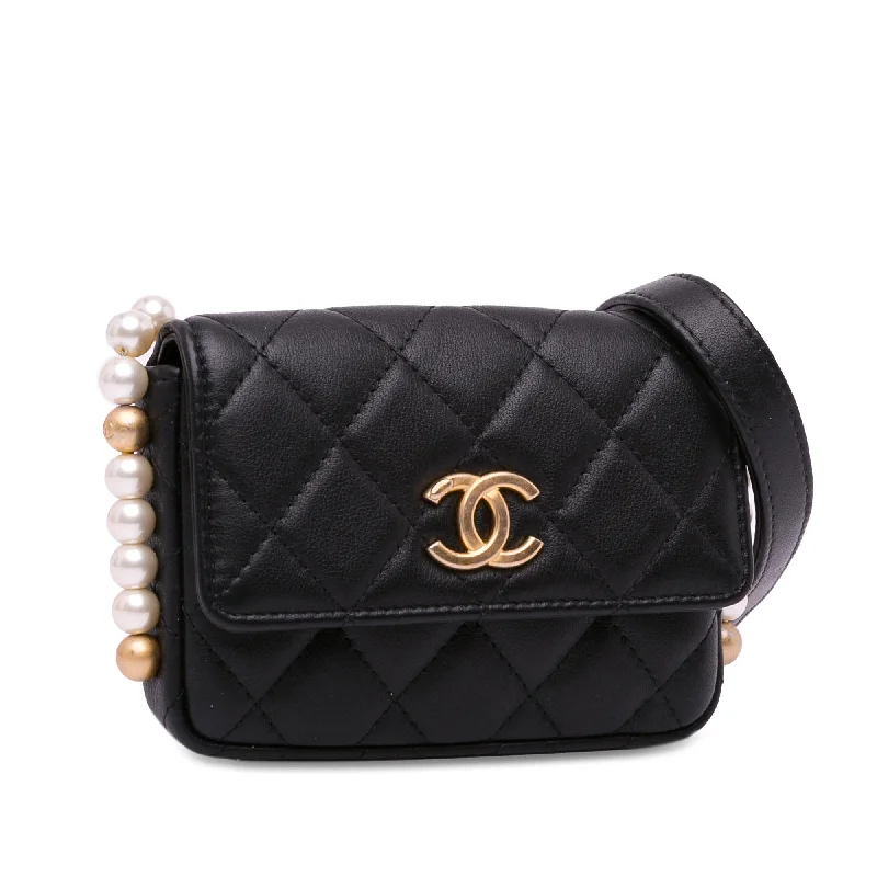 Chanel bags with chain and leather strap combinationsChanel CC Lambskin About Pearls Card Holder On Chain (aVDLOG)