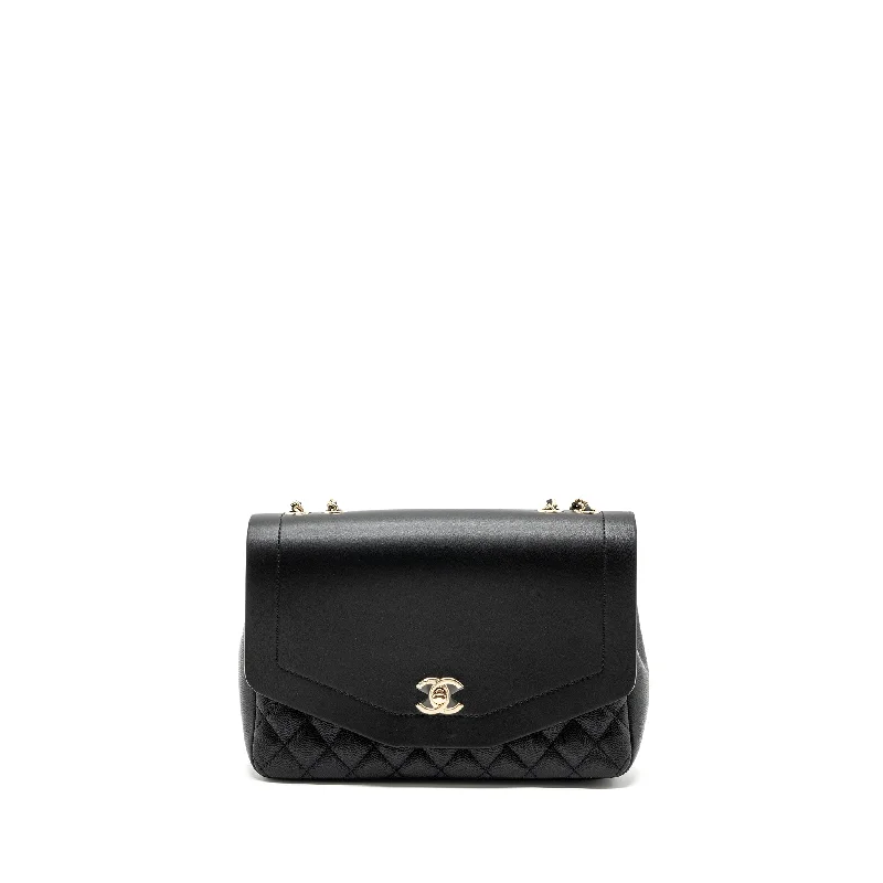 Chanel bags with the perfect balance of luxury and functionalityChanel Envelop Flap Bag Caviar Black LGHW