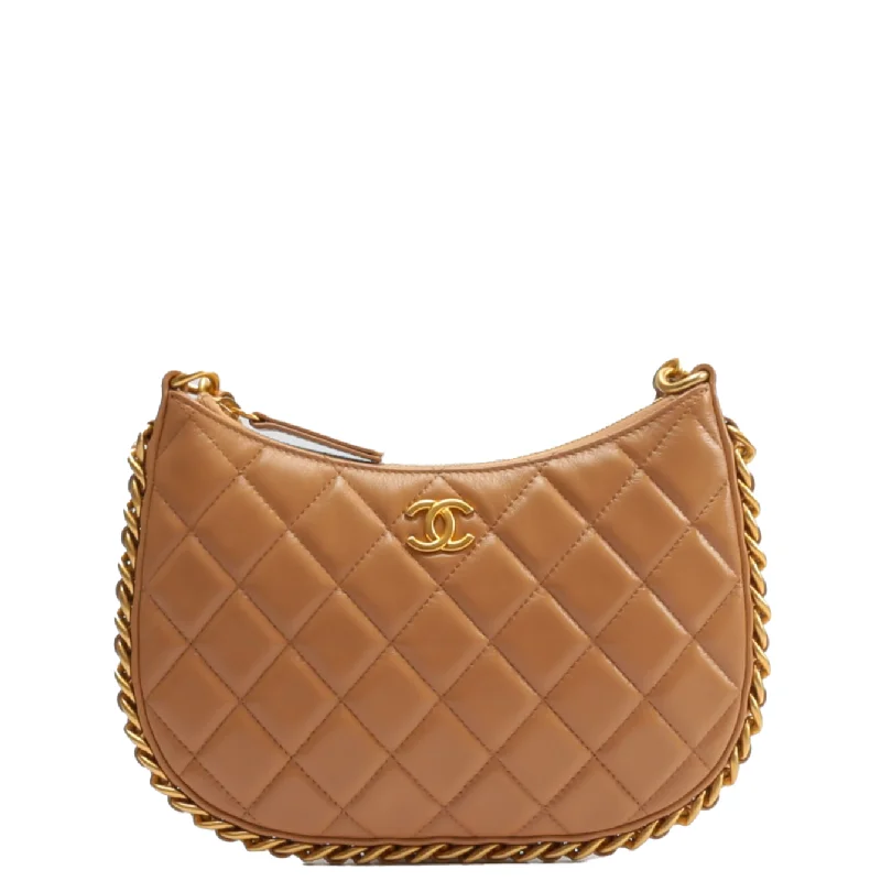 Chanel Quilted Leather Shoulder Bag for FashionistasCHANEL Hobo Handbag-Beige