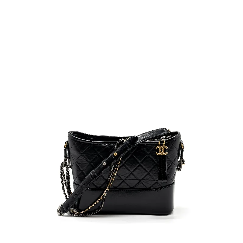 Chanel Designer Handbag with Unique DesignChanel new medium Gabrielle hobo bag calfskin black multicolour hardware (microchip)