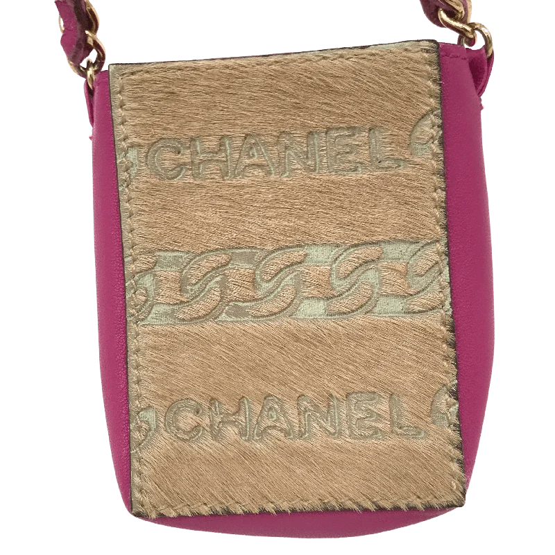 Chanel bags with iconic stitching detailsVintage Chanel Pouch (COLLECTIBLE)