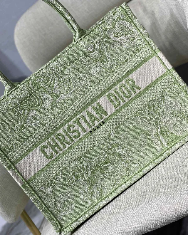 Christian Dior tote bags with a double - handle and shoulder - strap optionChristian Dior - Luxury Bags  487