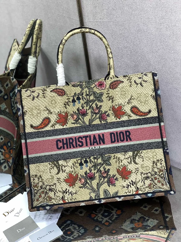 Contemporary Christian Dior handbags with a unique shapeChristian Dior - Luxury Bags  498