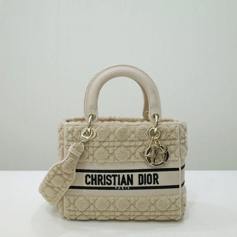 Christian Dior Saddle bags with a patent leather finish for a shiny lookGlitzybags - Dior Bags - 3852