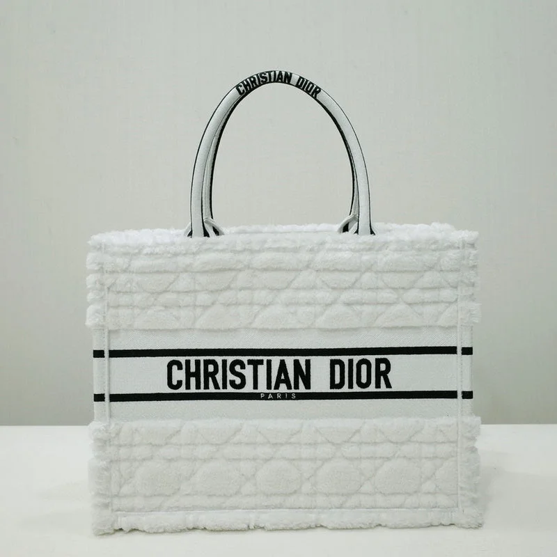 High - fashion Christian Dior bags with a geometric patternGlitzybags - Dior Bags - 3863