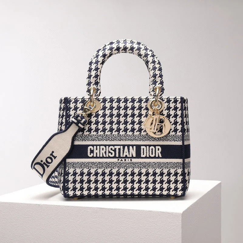 Christian Dior Saddle bags with a patent leather finish for a shiny lookGlitzybags - Dior Bags - 4097