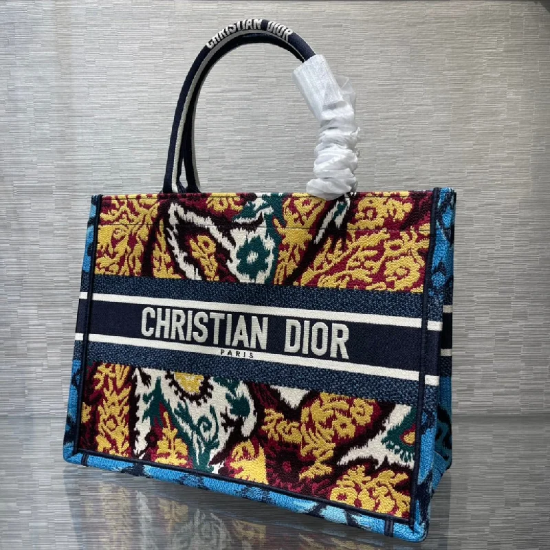 Christian Dior bags with a zip - top closure and multiple compartmentsWF - Dior Bag - 494