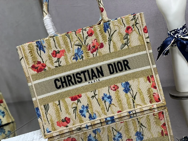 Christian Dior handbags with a back - pocket for quick storageWF - Dior Bag - 516